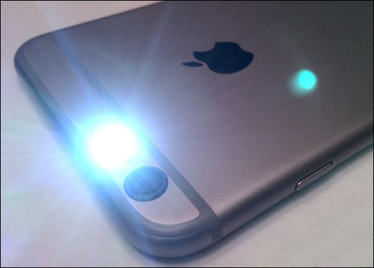 Cách bật đèn flash trên iPhone khi có cuộc gọi, tin nhắn đến